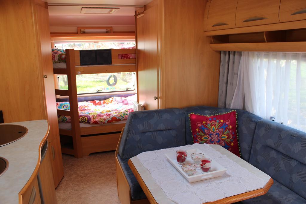 Caravan 'T Koekoeksnest 阿赫特克克 客房 照片